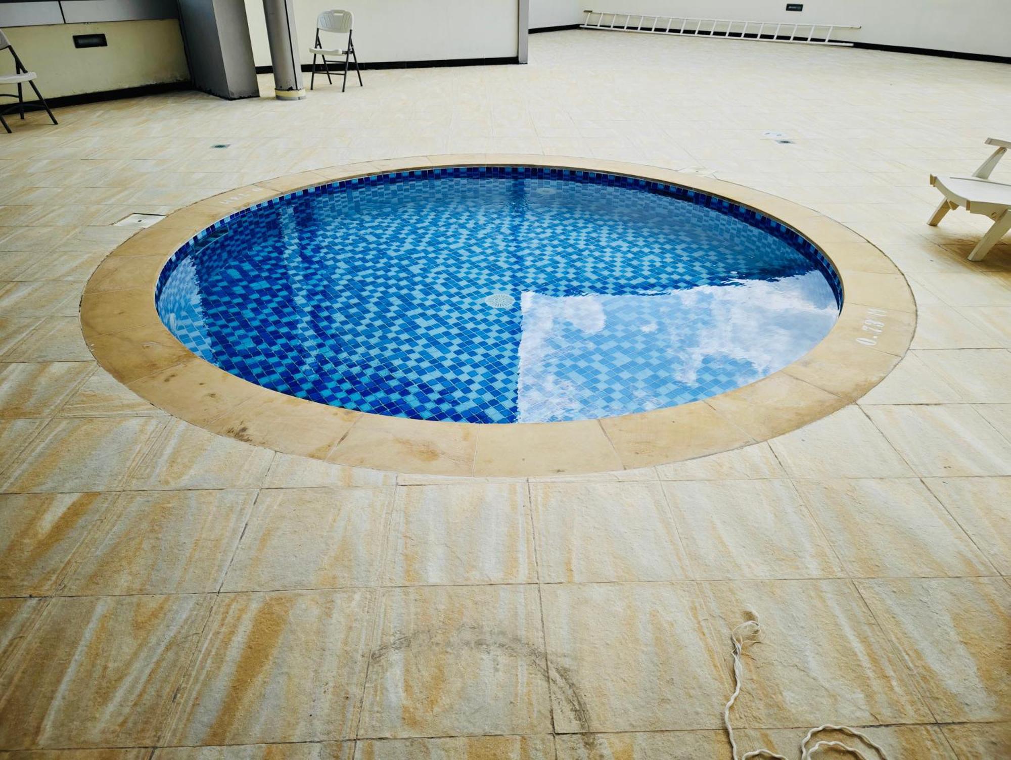 369 Stays- 1 Bedroom Apartment In Sports City Dubai Bagian luar foto