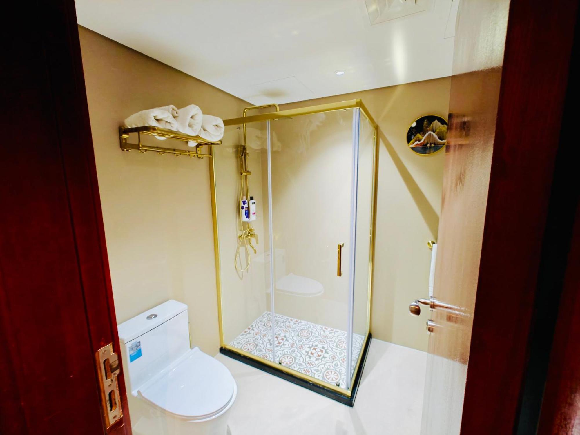 369 Stays- 1 Bedroom Apartment In Sports City Dubai Bagian luar foto