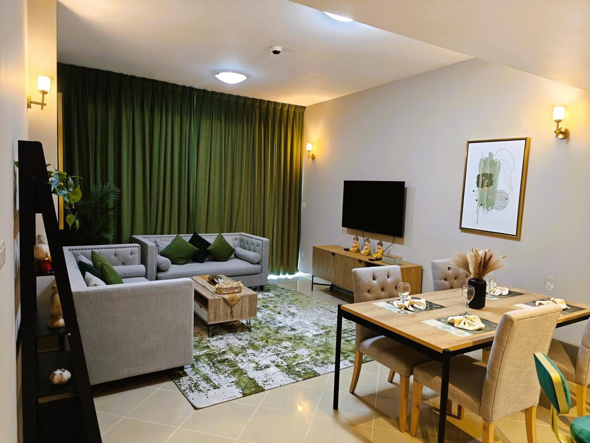 369 Stays- 1 Bedroom Apartment In Sports City Dubai Bagian luar foto